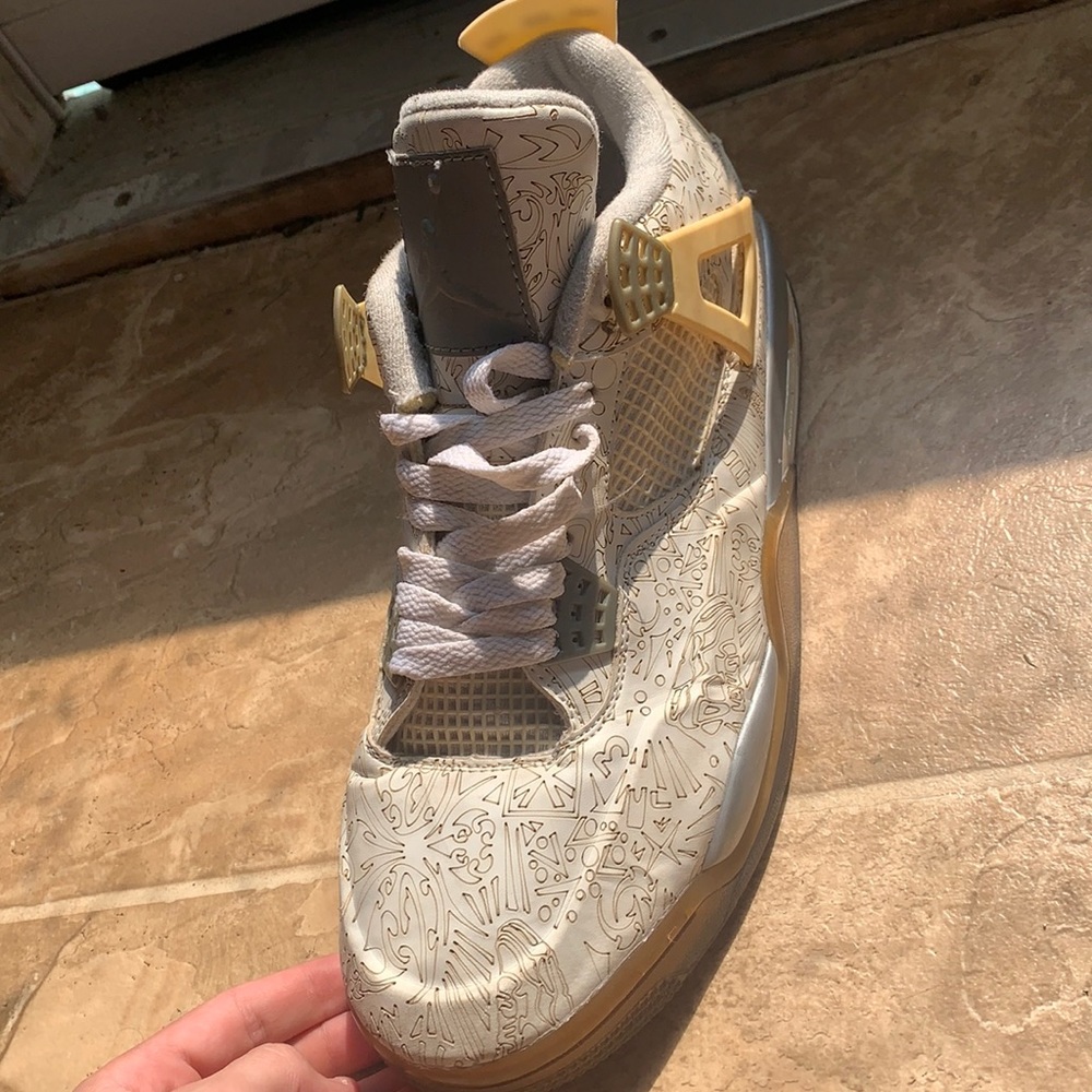 Jordan lazer 4s - Picture 1 of 7